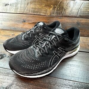 Asics UNISEX Gel Kayano 28 1012B047 Black Running Shoes Sneaker Men 9 Women 10.5